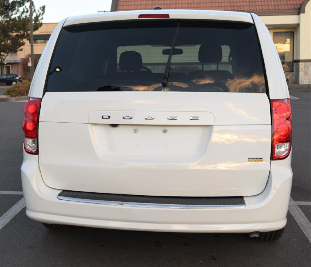 2017 Dodge Grand Caravan Image 7