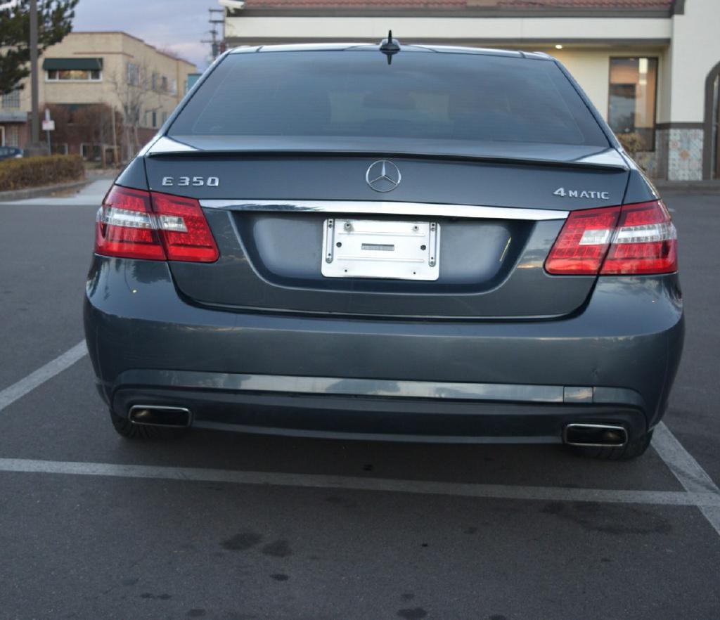 2012 Mercedes-Benz E-Class Image 4