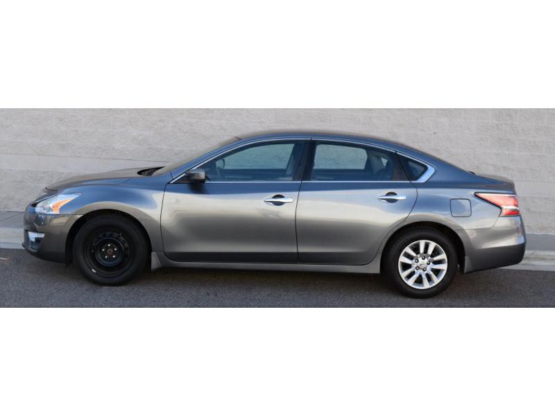 2015 Nissan Altima Image 2
