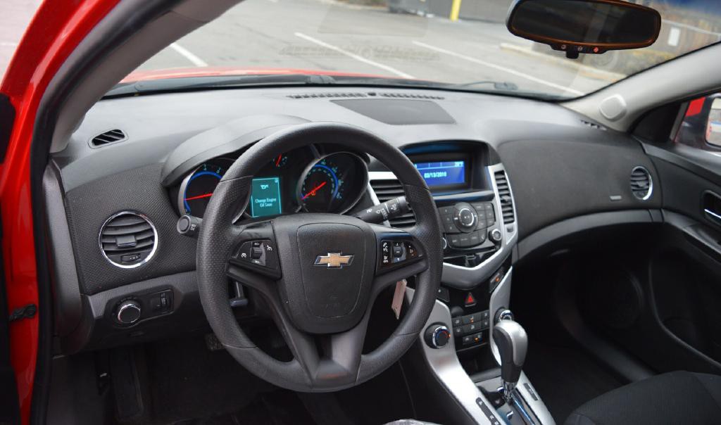 2016 Chevrolet Cruze Image 3