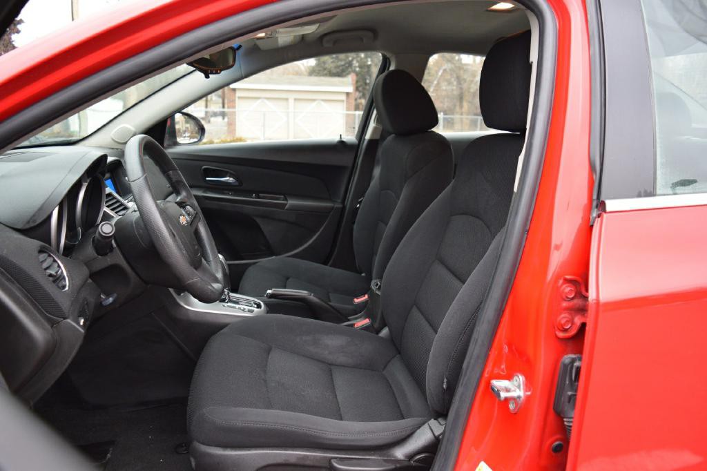 2016 Chevrolet Cruze Image 4
