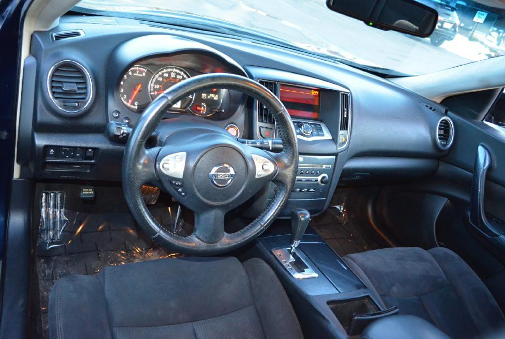 2013 Nissan Maxima Image 3