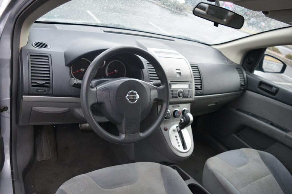 2009 Nissan Sentra Image 3