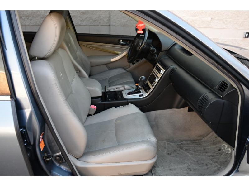 2006 INFINITI G35 Image 8