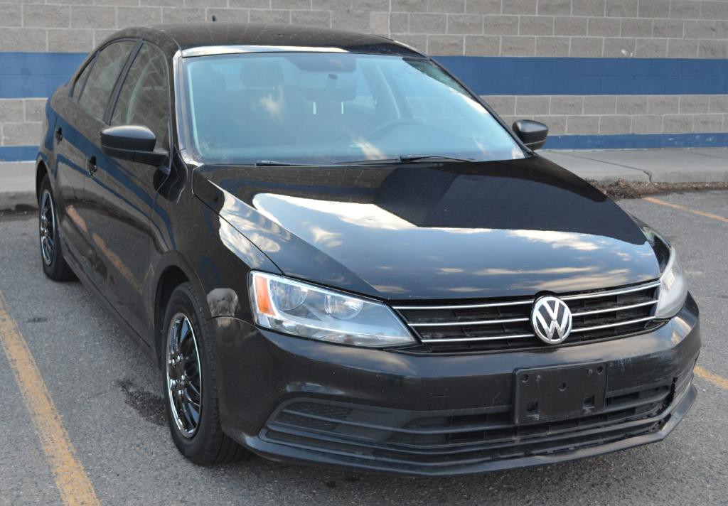 2016 Volkswagen Jetta Image 2