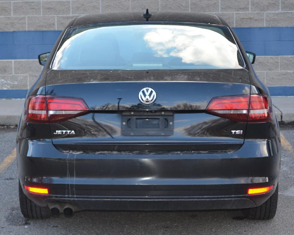 2016 Volkswagen Jetta Image 10
