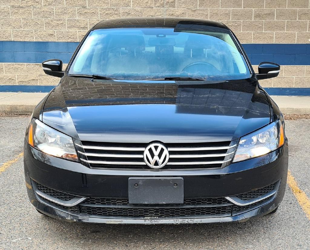 2014 Volkswagen Passat Image 2