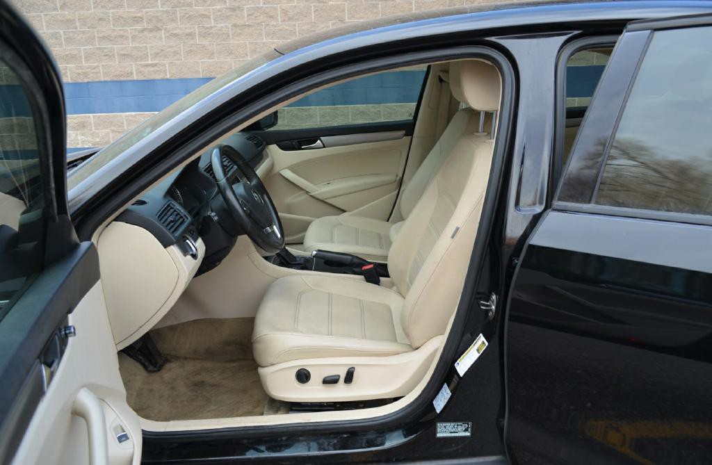2014 Volkswagen Passat Image 5