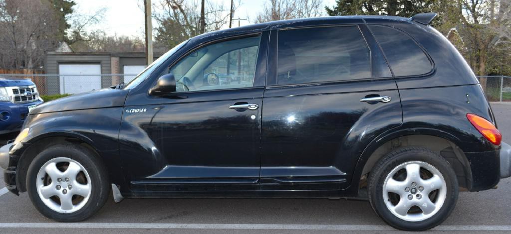 2001 Chrysler PT Cruiser Image 7