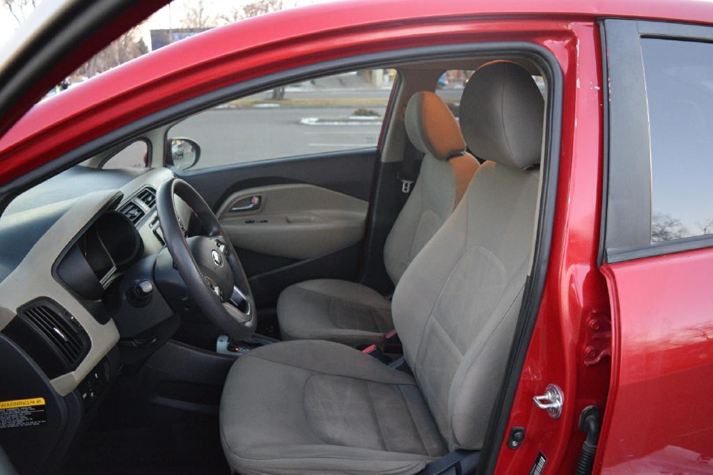 2015 Kia Rio Image 5