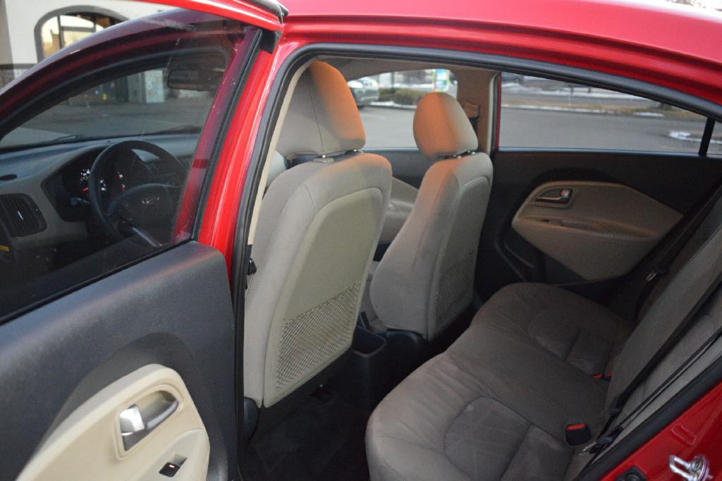 2015 Kia Rio Image 6