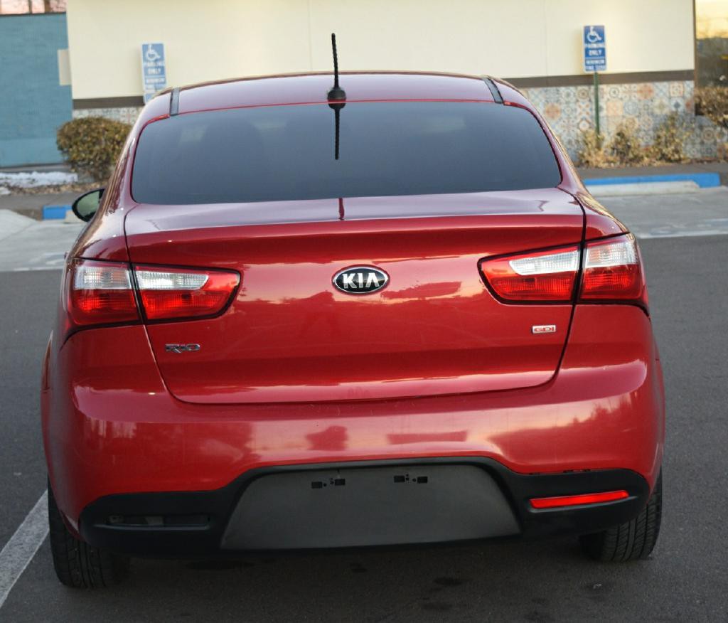 2015 Kia Rio Image 8