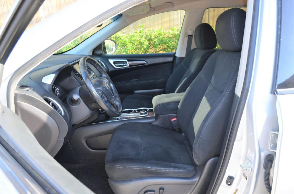 2015 Nissan Pathfinder Image 6