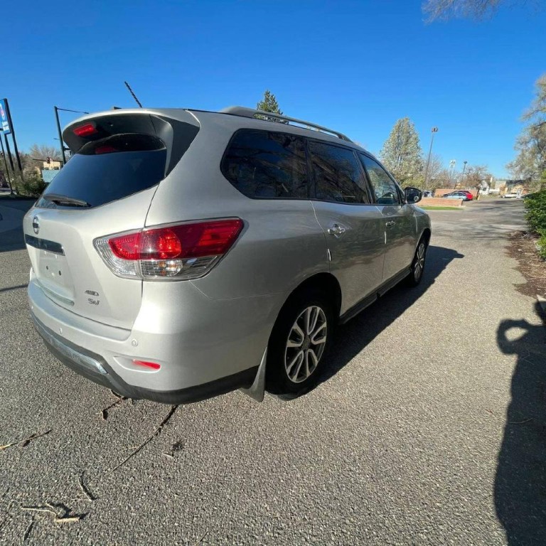 2015 Nissan Pathfinder Image 14