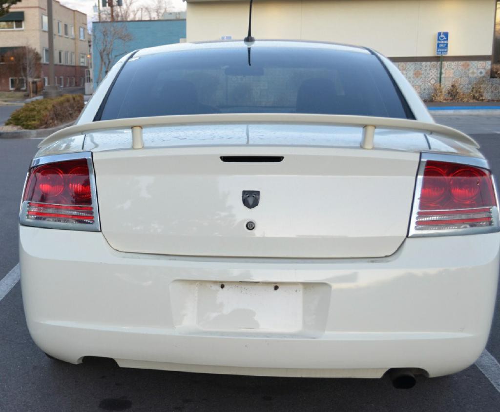 2008 Dodge Charger Image 11