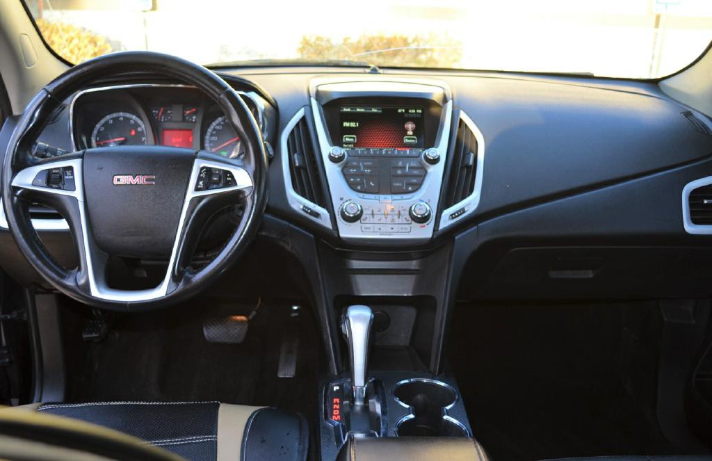 2012 GMC Terrain Image 2