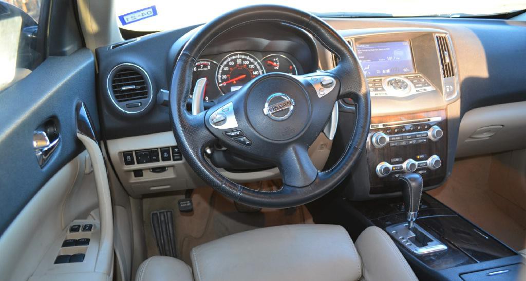 2012 Nissan Maxima Image 5