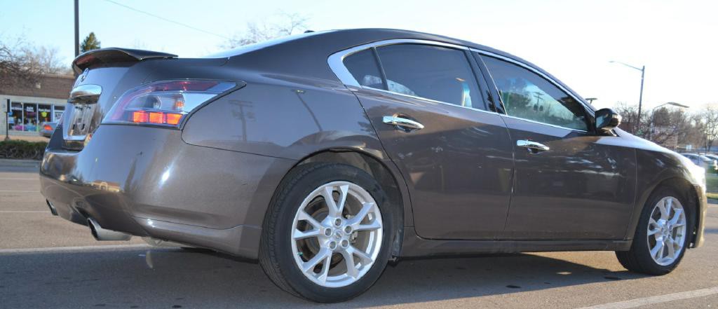 2012 Nissan Maxima Image 11