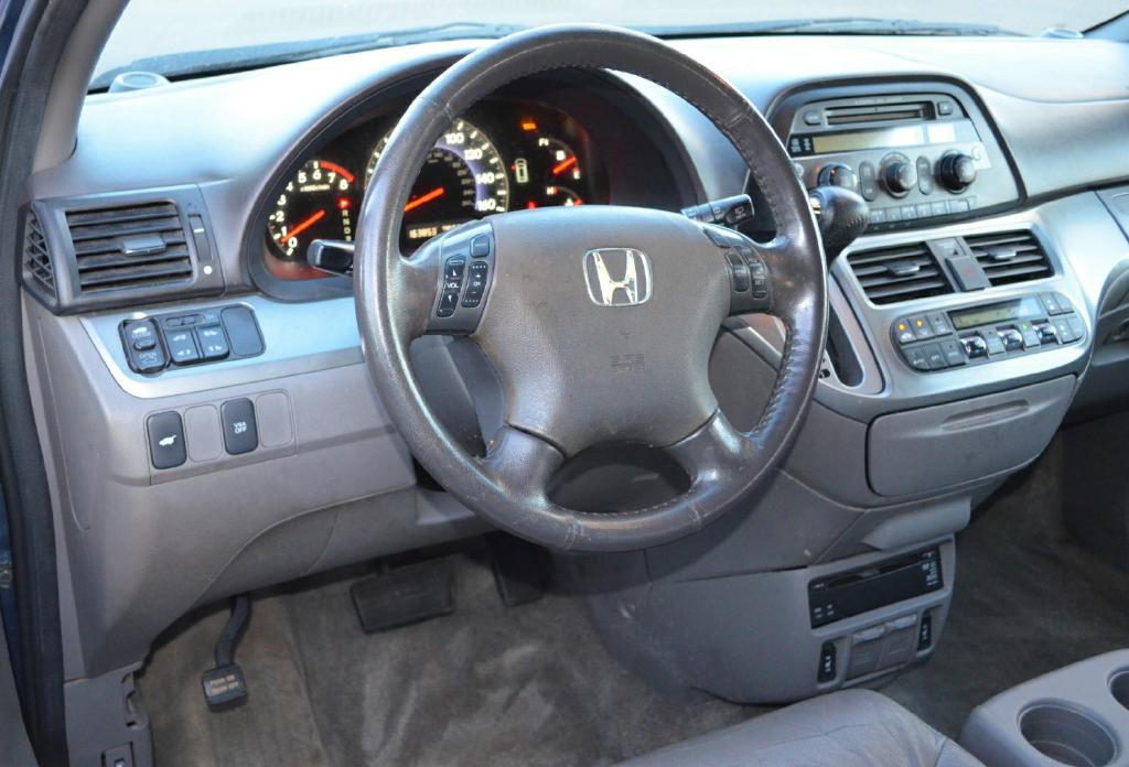 2010 Honda Odyssey Image 3
