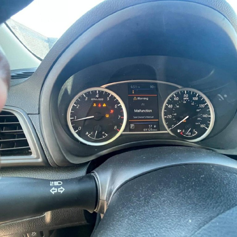 2019 Nissan Sentra Image 7
