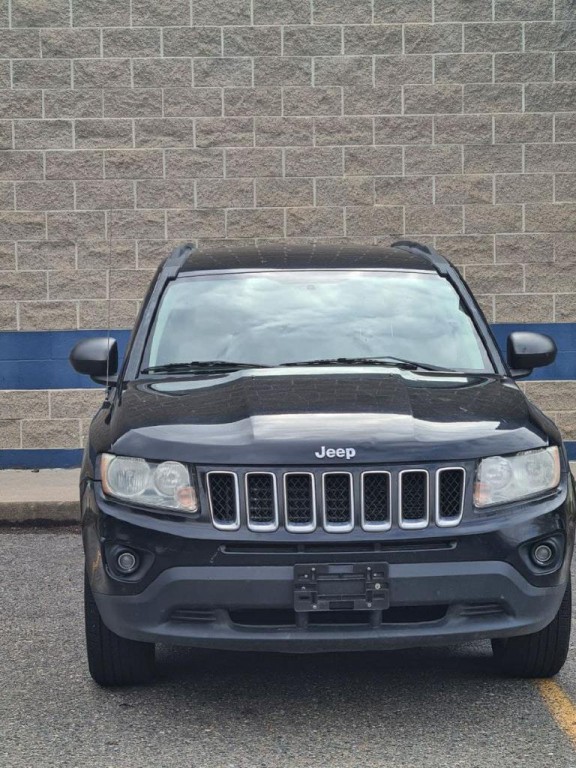 2012 Jeep Compass Image 1