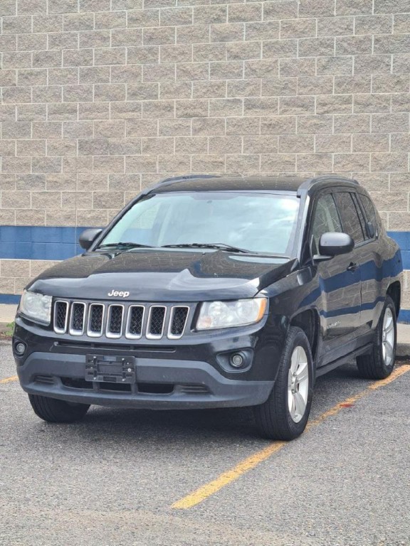 2012 Jeep Compass Image 2