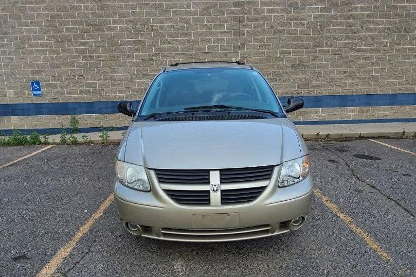 2006 Dodge Grand Caravan Image 6