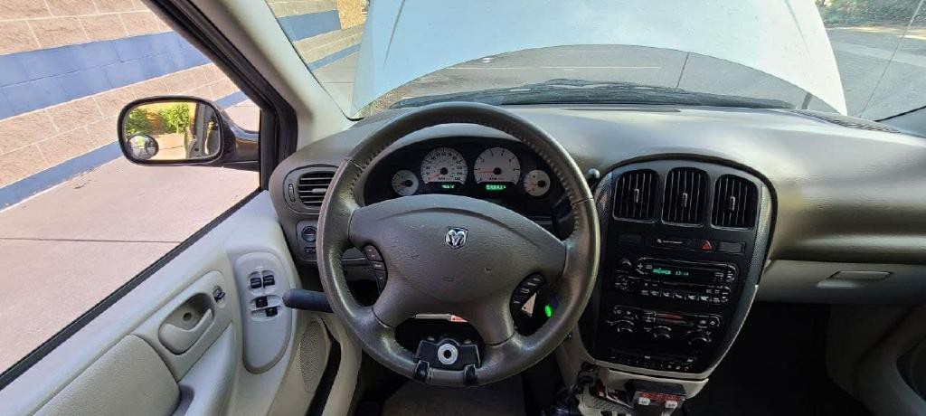 2006 Dodge Grand Caravan Image 9