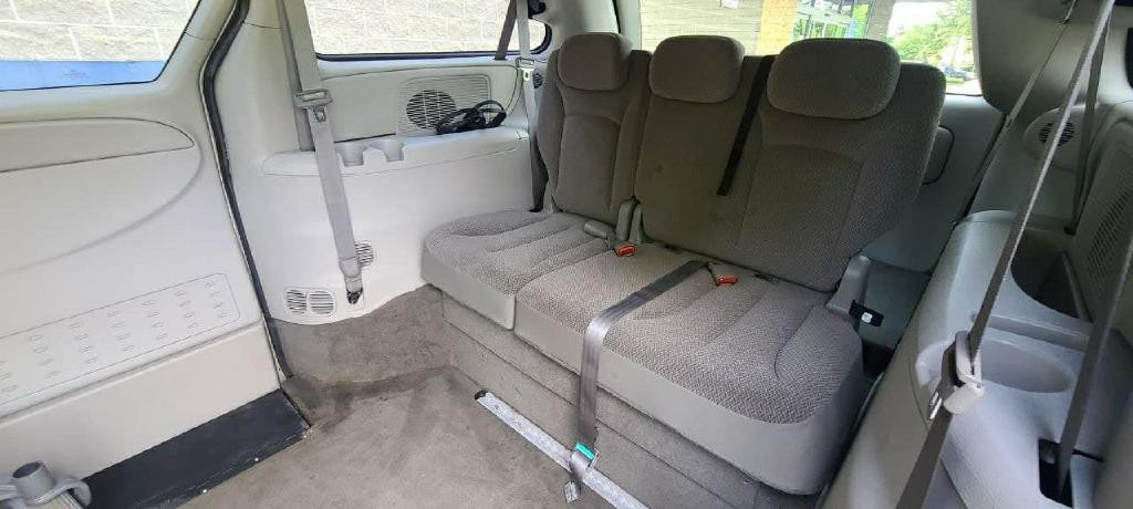 2006 Dodge Grand Caravan Image 12