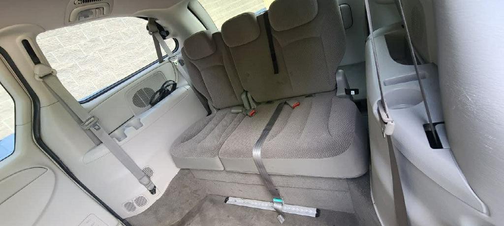 2006 Dodge Grand Caravan Image 13