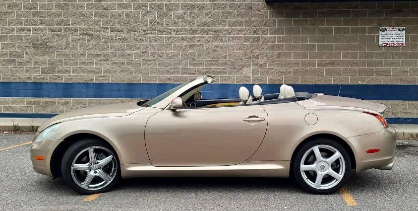 2005 Lexus SC 430 Image 2