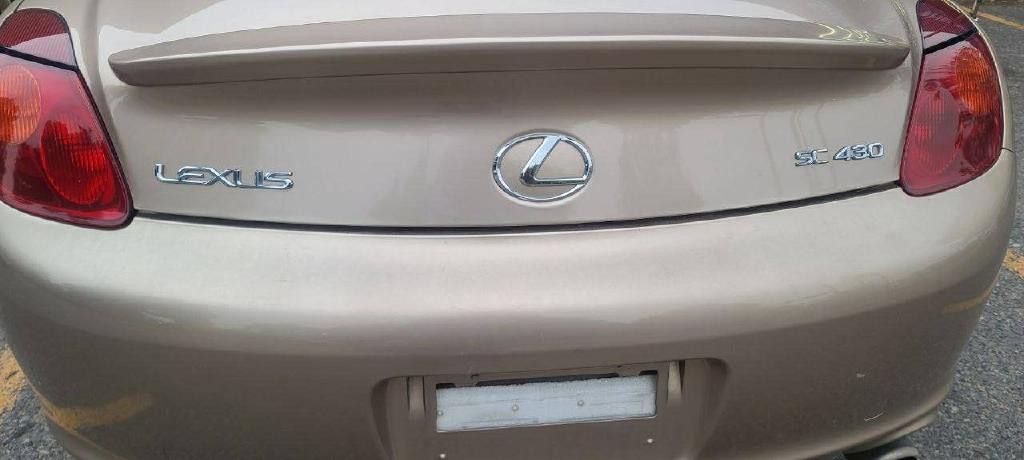 2005 Lexus SC 430 Image 6