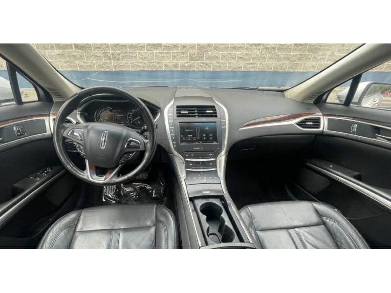 2013 Lincoln MKZ Image 5