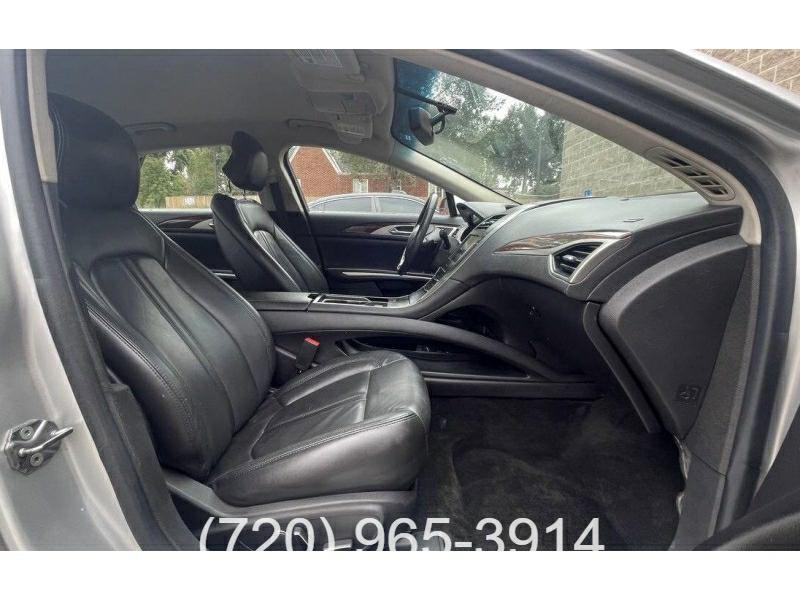 2013 Lincoln MKZ Image 7