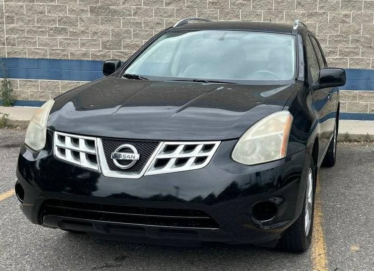 2013 Nissan Rogue Image 2