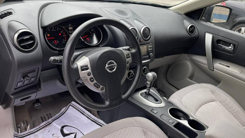 2013 Nissan Rogue Image 3