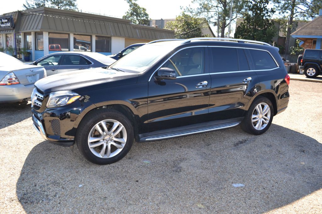 2017 Mercedes-Benz GLS-Class Image 2