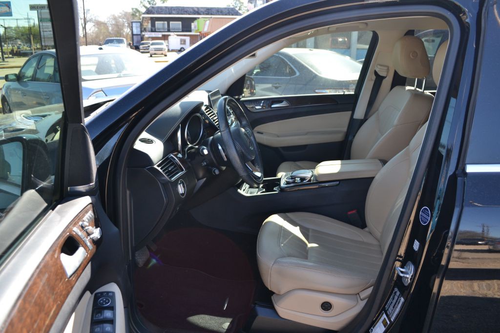 2017 Mercedes-Benz GLS-Class Image 5