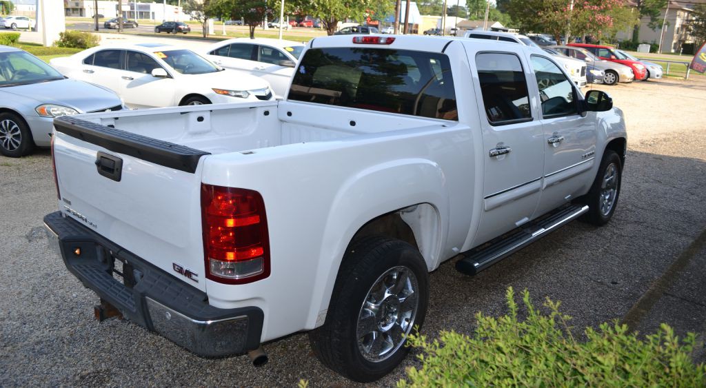 2010 GMC Sierra Image 3