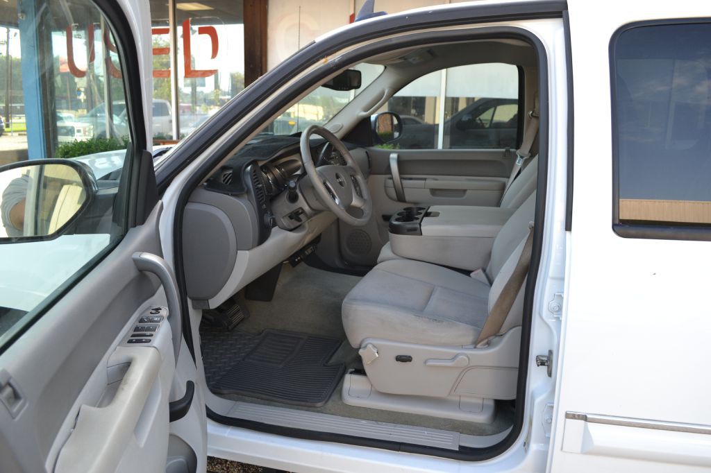2010 GMC Sierra Image 5