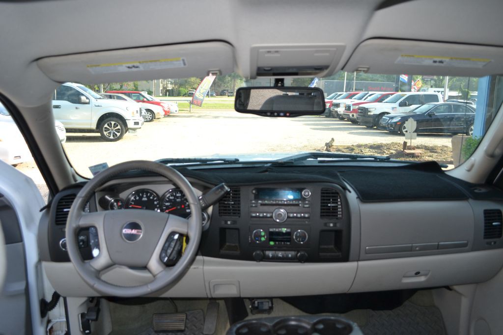 2010 GMC Sierra Image 7