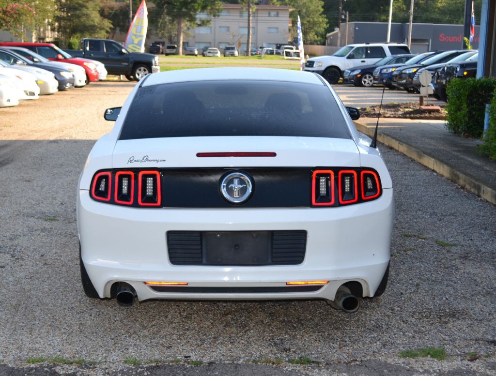 2013 Ford Mustang Image 4