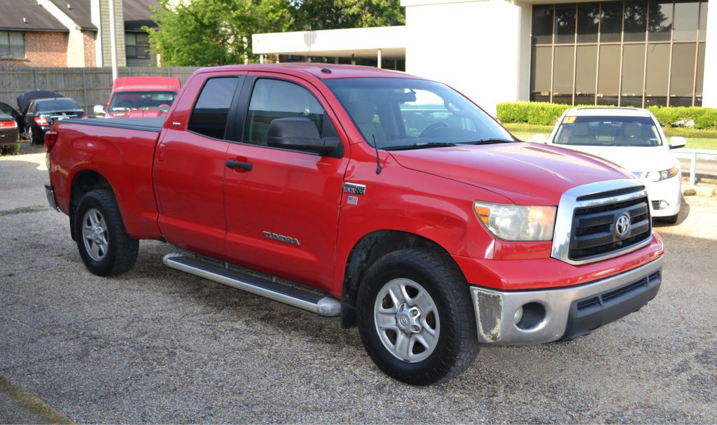2010 Toyota Tundra Image 2