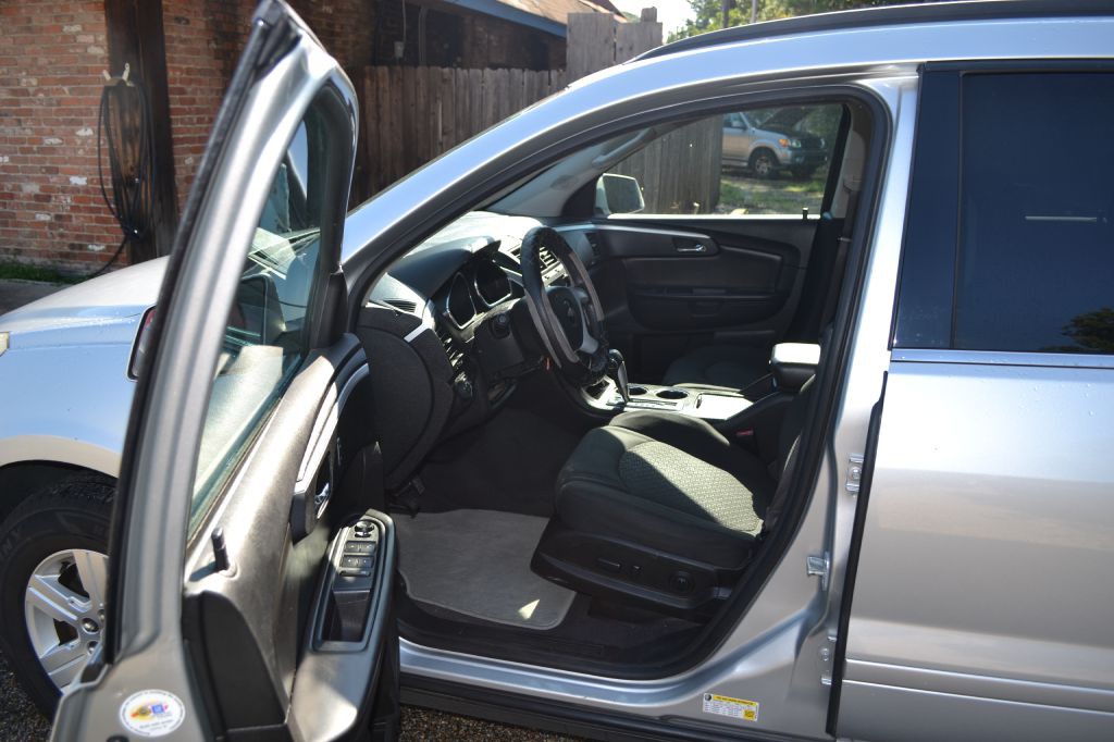 2012 Chevrolet Traverse Image 5