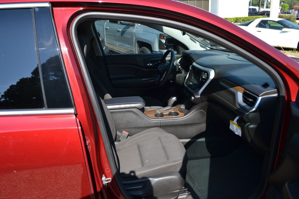 2017 GMC Acadia Image 5