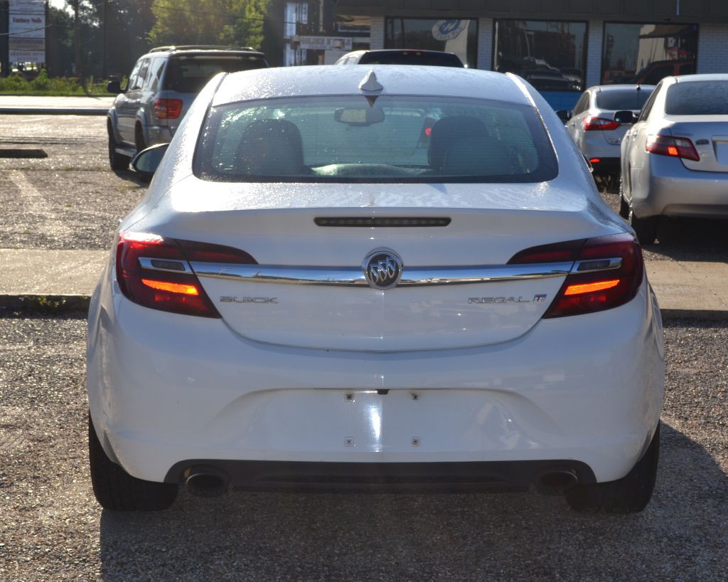 2016 Buick Regal Image 3
