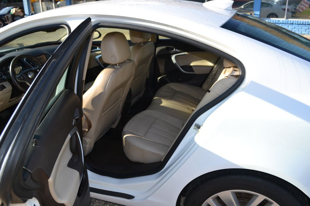 2016 Buick Regal Image 6