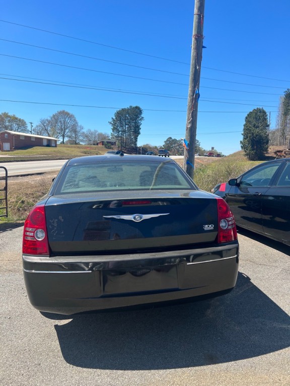 2008 Chrysler 300 Image 4