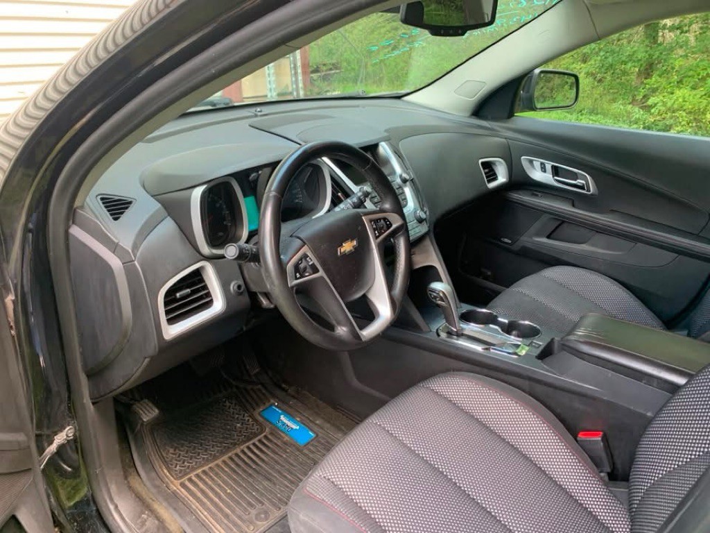 2015 Chevrolet Equinox Image 2
