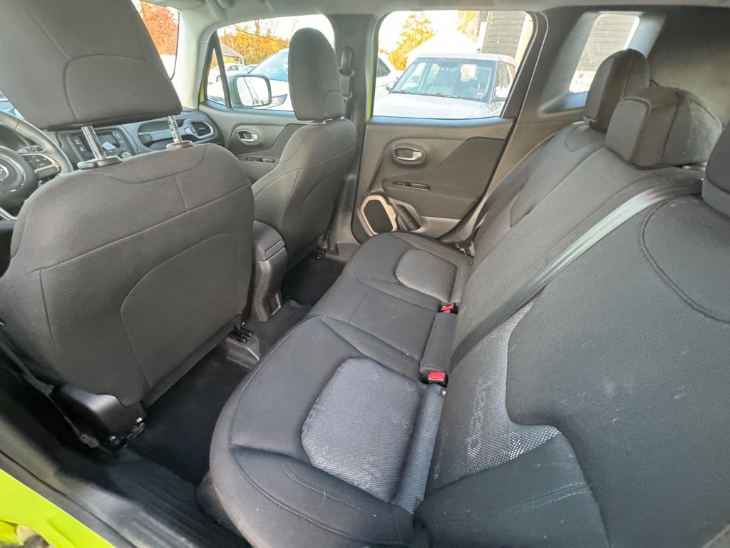 2017 Jeep Renegade Image 6